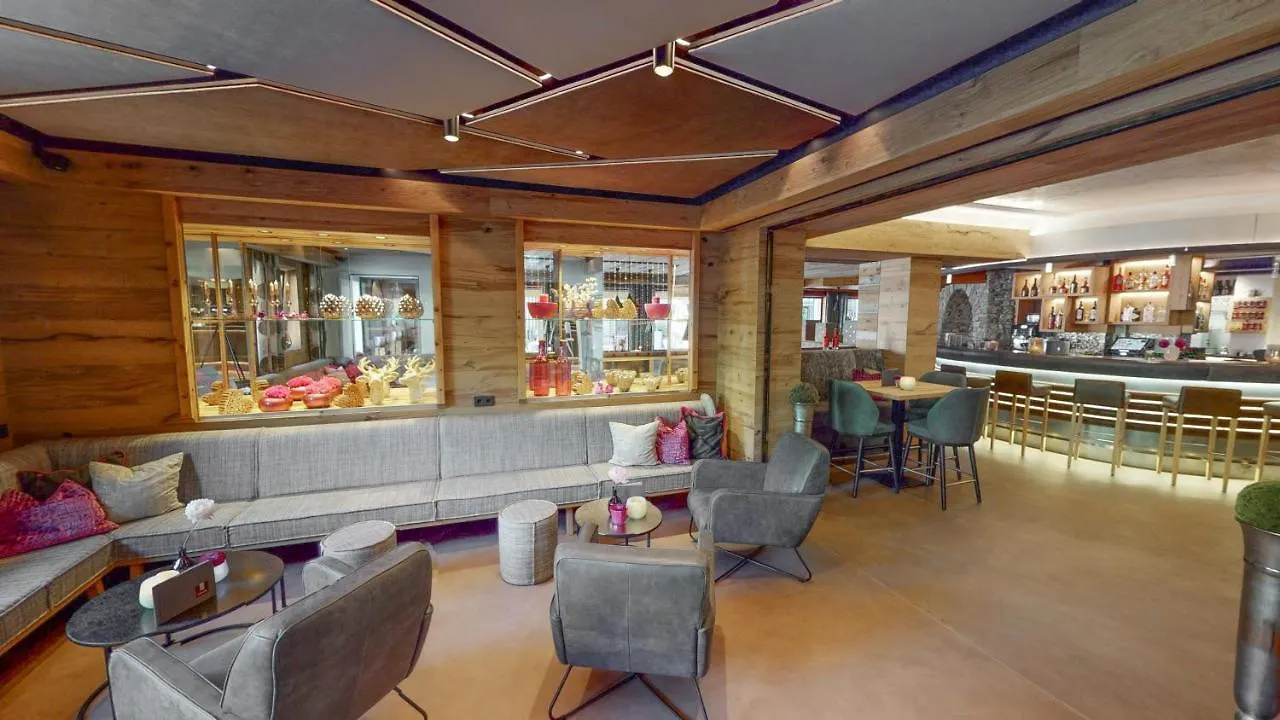 Hotel Kendler Saalbach-Hinterglemm 4*,  Rakousko